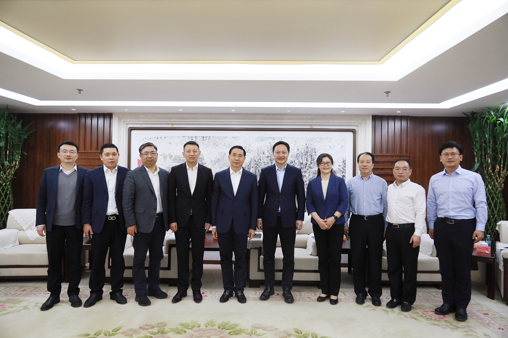 余紅輝會(huì)見中國(guó)移動(dòng)浙江公司黨委書記、董事長(zhǎng)、總經(jīng)理鄭杰(圖2)