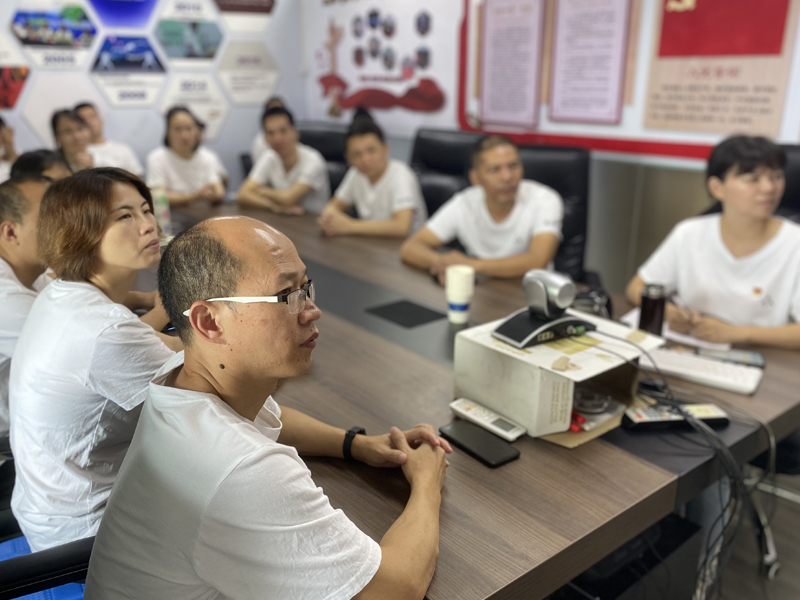 中林福人組織收看慶祝中國(guó)共產(chǎn)黨成立100周年大會(huì)(圖3) 中林福人組織收看慶祝中國(guó)共產(chǎn)黨成立100周年大會(huì)(圖3)