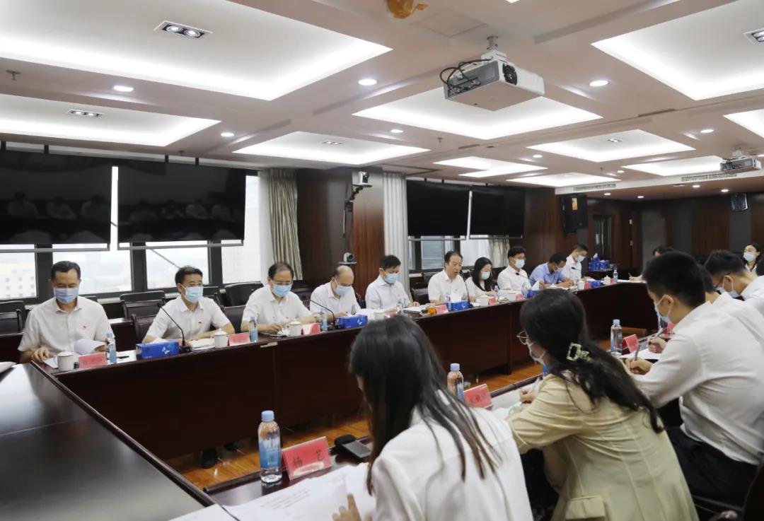 集團(tuán)公司機(jī)關(guān)黨委第一黨支部召開黨史學(xué)習(xí)教育專題組織生活會(huì)(圖1) 集團(tuán)公司機(jī)關(guān)黨委第一黨支部召開黨史學(xué)習(xí)教育專題組織生活會(huì)(圖1)