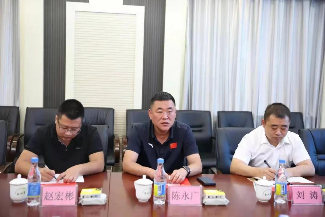 陳永廣赴黑龍江生態(tài)工程 職業(yè)學(xué)院交流調(diào)研(圖2) 陳永廣赴黑龍江生態(tài)工程 職業(yè)學(xué)院交流調(diào)研(圖2)